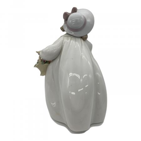 ❣️リヤドロ NAO❣️ファーストフライト フィギュリン 美品 LLADRO (リヤドロ) フィギュリン 6683 ロマンス｜トレファクONLINE