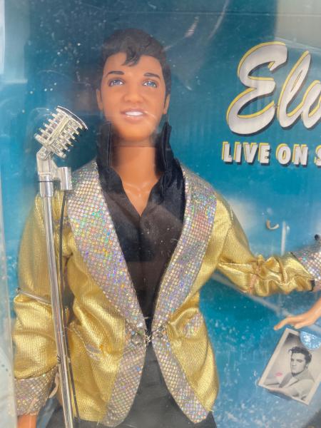 ELVIS (エルヴィス) 人形 1996年 BARBIE LOVES ELVIS｜トレファクONLINE