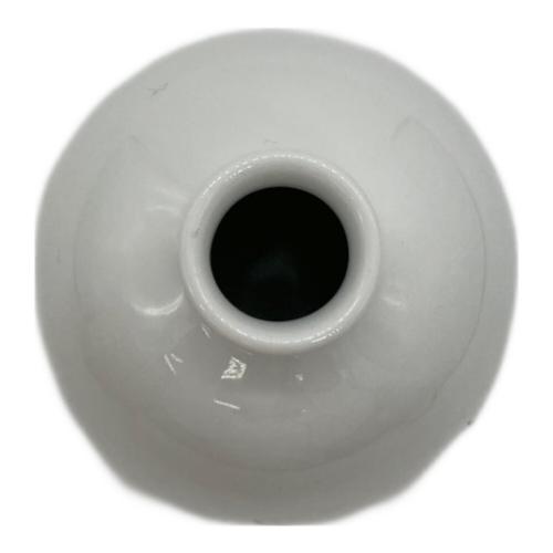 十四代 柿右衛門 (ジュウヨンダイ カキエモン) 一輪生 長形 粟鶉文