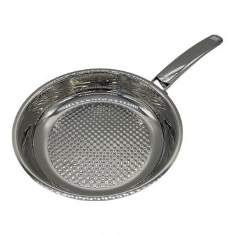 Fissler (フィスラ) フライパン SIZE 24CM シルバーカラー 121-400-24-100 クリスピー プレミアム