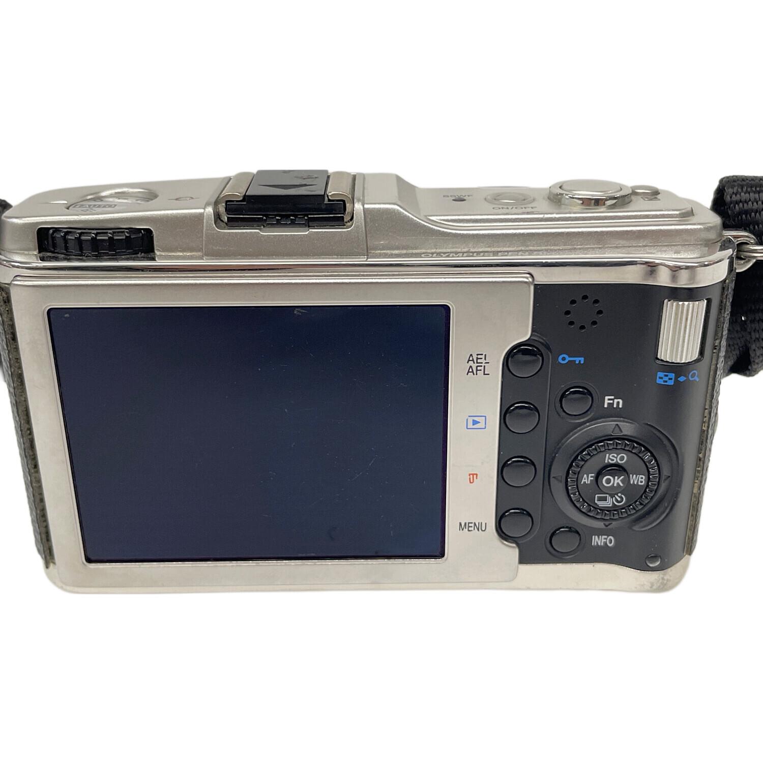 OLYMPUS (オリンパス) デジタルカメラ E-P1｜トレファクONLINE