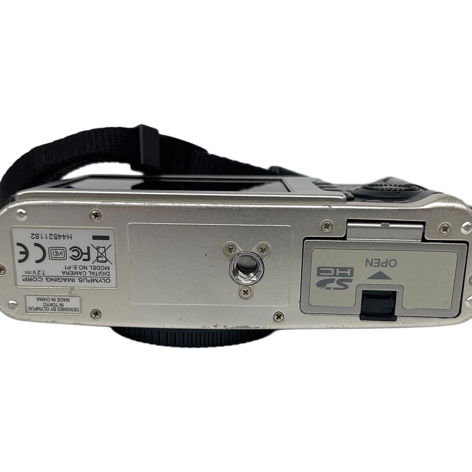 OLYMPUS (オリンパス) デジタルカメラ E-P1｜トレファクONLINE