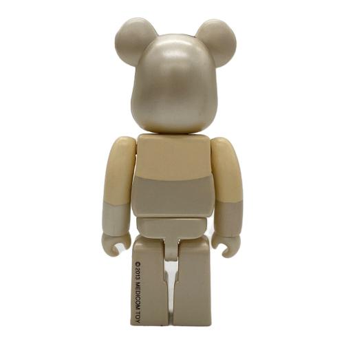 キャラクターグッズ 2013 年 グリーティングシリーズ ベアブリック ウェディング