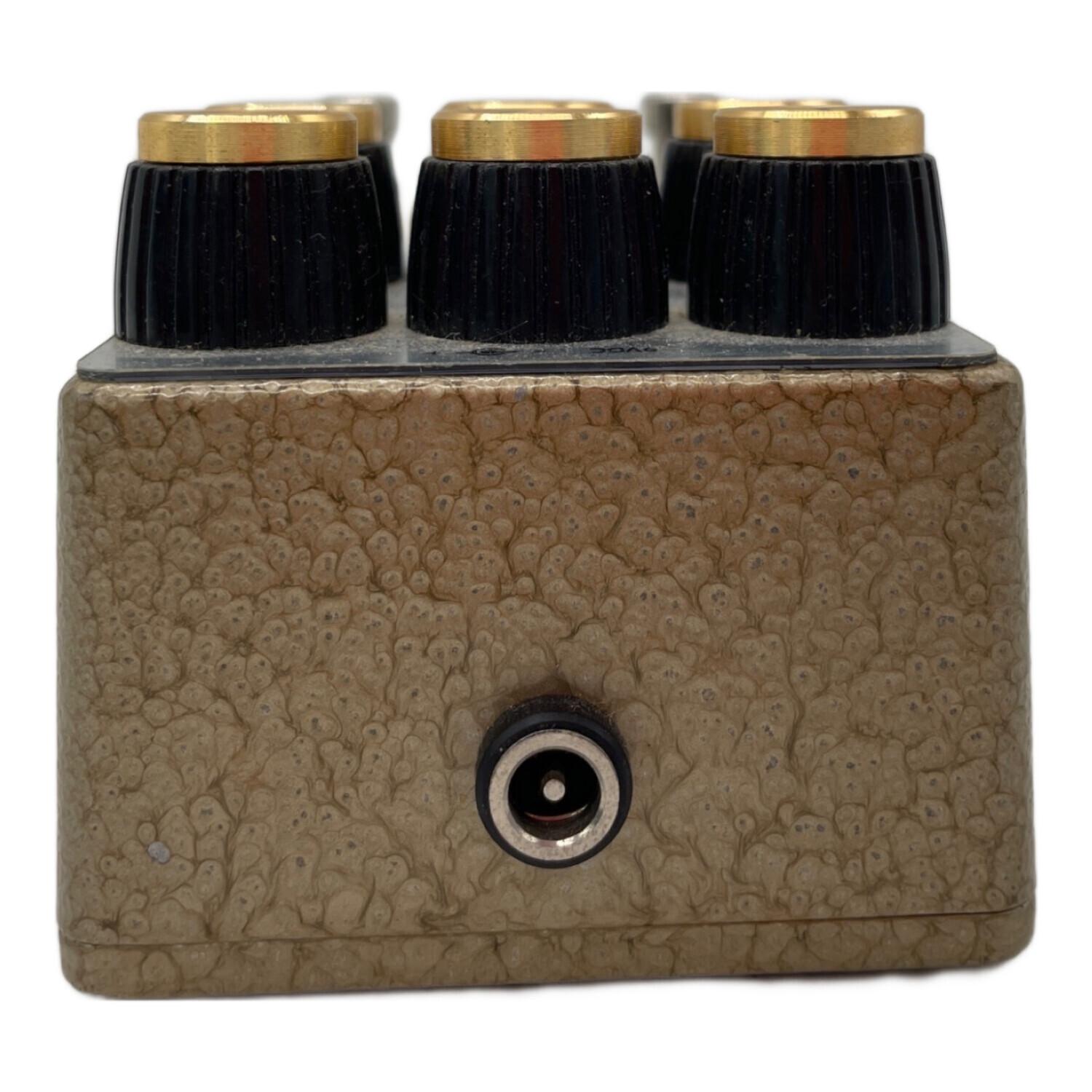 ギター VeroCity Boutique Amp Emulator TRI-3 726 verocity Boutique amp emulator TRI-3