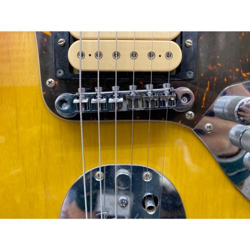 FENDER JAPAN (フェンダージャパン) kurt Cobain Jaguar ジャガー エレキギター 2010～2012年製 キズ・ヘコミ有 ブリッジ非純正@