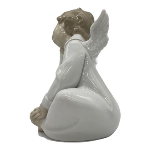 LLADRO (リヤドロ) フィギュリン 『天使の考ごと』