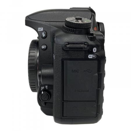 Nikon (ニコン) 一眼レフカメラ D7500｜トレファクONLINE