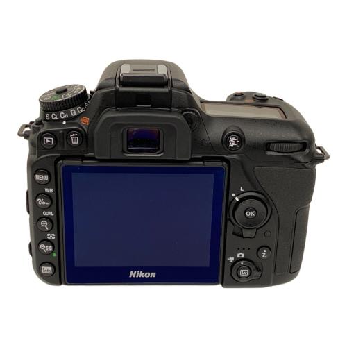 Nikon (ニコン) 一眼レフカメラ D7500