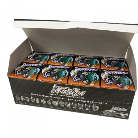 【新品　未開封品】レトロ　仮面ライダーマスクコレクション 第５弾 1BOX 1082002313691733_01_0488w.jpeg