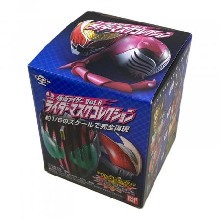 BANDAI (バンダイ) 仮面ライダーガタック ハイパーフォーム 仮面