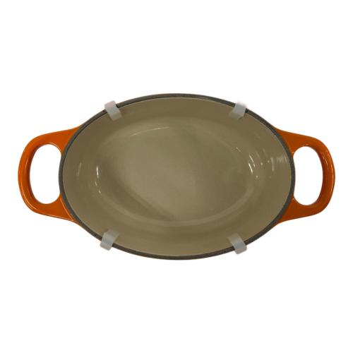 LE CREUSET (ルクルーゼ) 両手鍋 ココットオーバル 17cm オレンジ