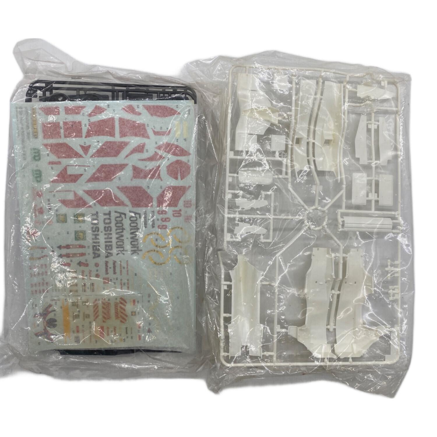 プラモデル　13種　箱なし　一部組立説明書なし　まとめ売り MODELER'S (モデラーズ) フットワーク無限ホンダFA13 プラモデル 未