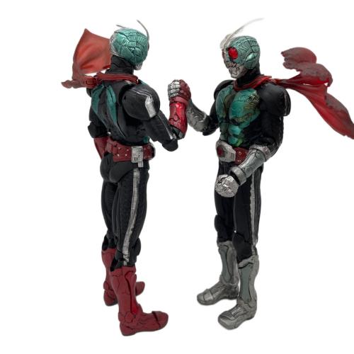 sic 仮面ライダー新2号 &旧２号 仮面ライダー 1体腕破損有