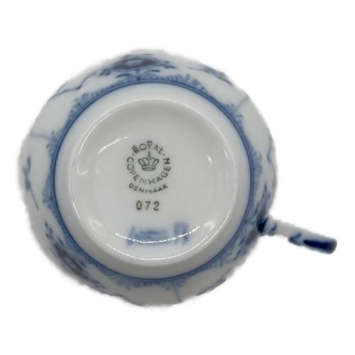 ROYAL COPENHAGEN (ロイヤル・コペンハーゲン) カップ&ソーサー ブルーフルーテッド・ハーフレース