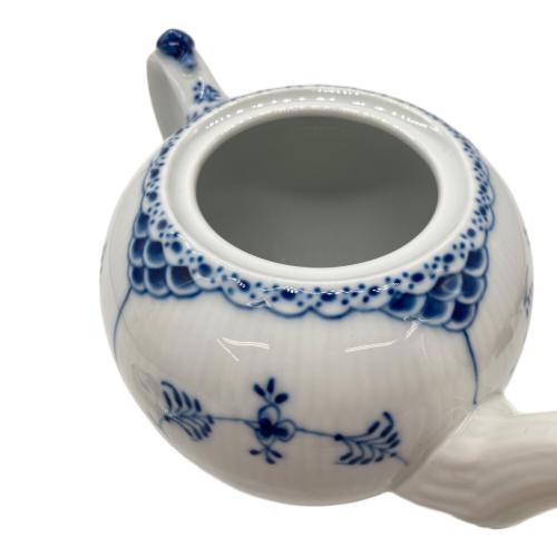 ROYAL COPENHAGEN (ロイヤル・コペンハーゲン) ティーポット ブルーフルーテッド・ハーフレース