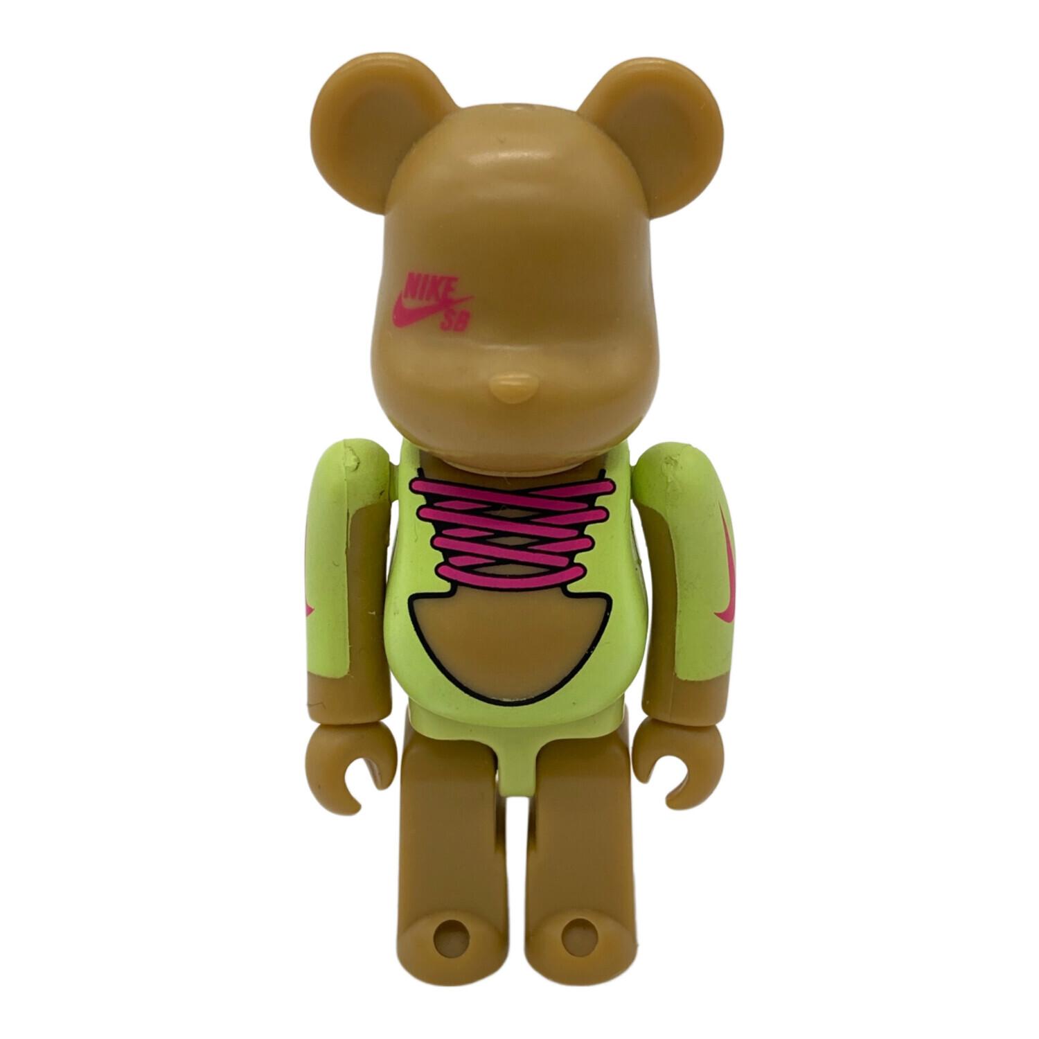 BEAR BRICK (ベアブリック) フィギュア NIKE SB 100%｜トレファクONLINE