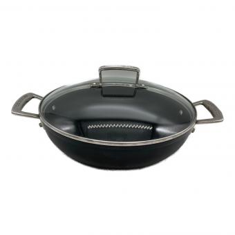 LE CREUSET (ルクルーゼ) 両手鍋