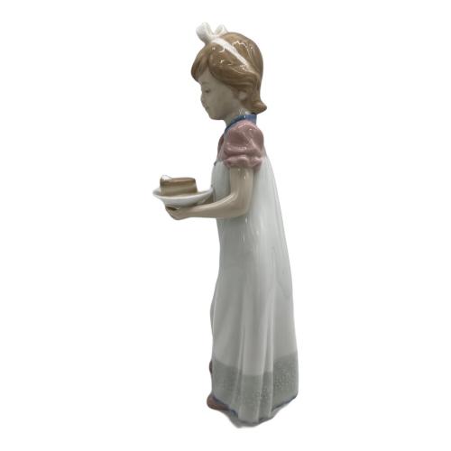 LLADRO (リヤドロ) フィギュリン ハッピーバースデイ