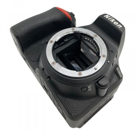 Nikon (ニコン) デジタル一眼レフカメラ D5600｜トレファクONLINE