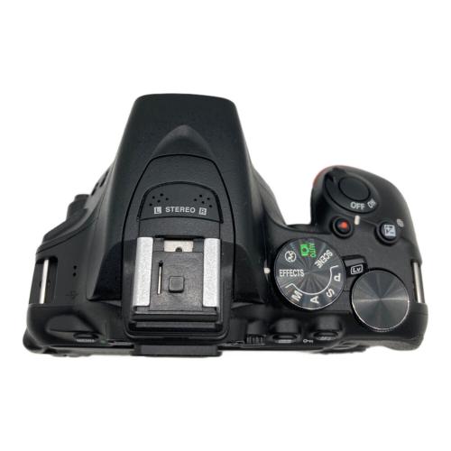 Nikon (ニコン) デジタル一眼レフカメラ D5600