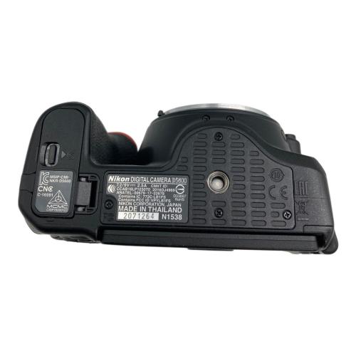 Nikon (ニコン) デジタル一眼レフカメラ D5600