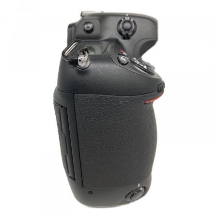 Nikon (ニコン) デジタル一眼レフカメラ D2H｜トレファクONLINE
