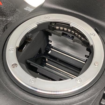Nikon (ニコン) デジタル一眼レフカメラ D2H｜トレファクONLINE