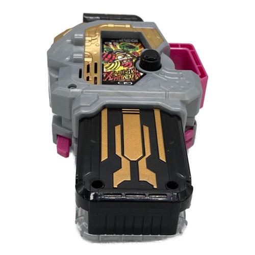 BANDAI (バンダイ) 仮面ライダーエグゼイド DXマキシマムマイティXガシャット 仮面ライダー