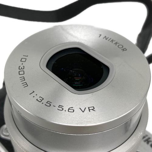 Nikon (ニコン) ダブルズームレンズキット ミラーレス一眼 1 J5