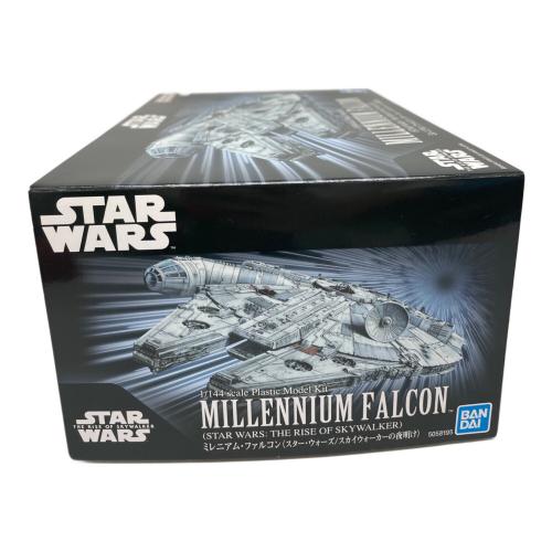 STAR WARS (スターウォーズ) 1/144 ミレニアム・ファルコン プラモデル