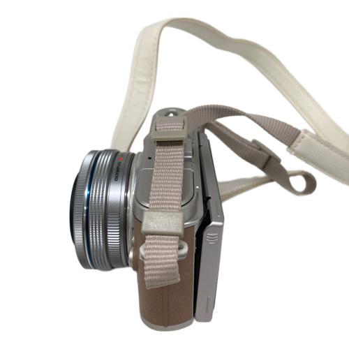 OLYMPUS (オリンパス) ミラーレス一眼カメラ EZダブルズームキット E-PL9