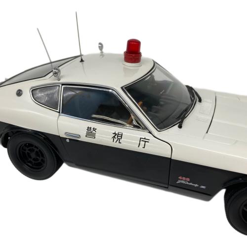 京商 1/18 Nissan Fairlady Z432 Metropolitan Police Department Patrol Car(ホワイト×ブラック) [K08216B] 1/18スケールモデルカー 箱テープハガレあり