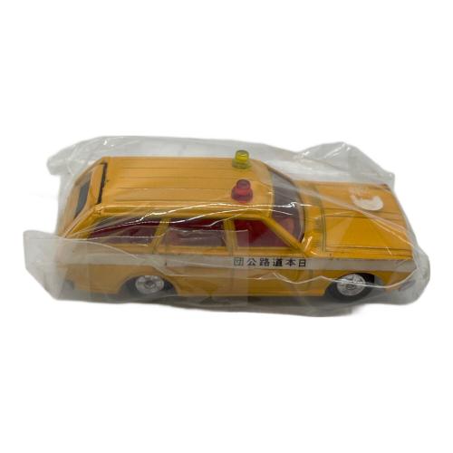 TOMY (トミー) 日産 セドリック トミカ 黒箱