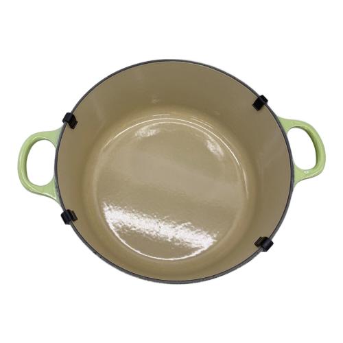 LE CREUSET (ルクルーゼ) 両手鍋 グリーン