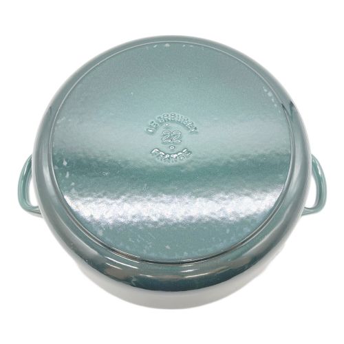 LE CREUSET (ルクルーゼ) 両手鍋 スカイブルー 22cm