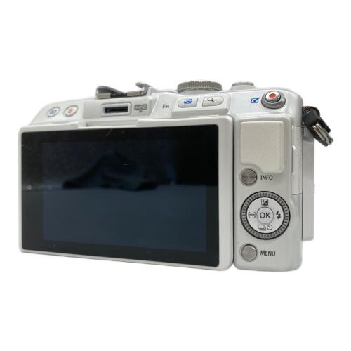 OLYMPUS (オリンパス) ミラーレス一眼カメラ E-PL6 1605万画素(有効画素) フォーサーズ 4/3型 LiveMOS 専用電池 SDカード対応 ISO100~1600 最大約8コマ/秒 1/4000~60秒 -