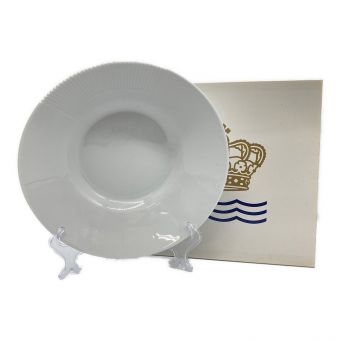 ROYAL COPENHAGEN (ロイヤル・コペンハーゲン) ボウル ホワイトフルーテッド