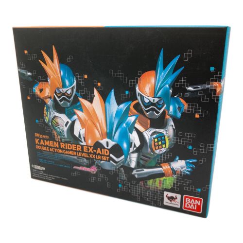仮面ライダーエグゼイド (エグゼイド) 仮面ライダー DOUBLE ACTION GAMER LEVEL XX LR SET S.H.Figuarts