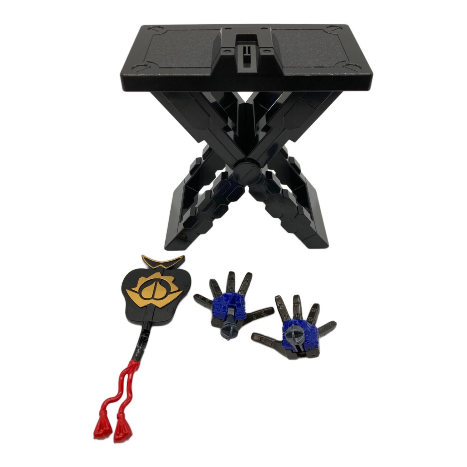 暴太郎戦隊ドンブラザーズ (アバタロウセンタイドンブラザーズ) 戦隊