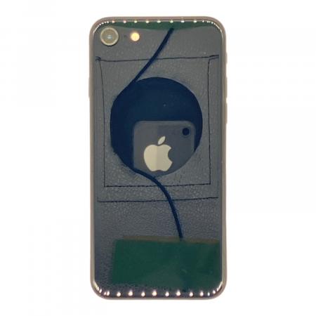 ネ*ク様 ☆美品・小傷あり☆iPhone SE 3 ⑦ Apple (アップル) iPhone SE(第3世代) MMYF3J/A 画面小傷有