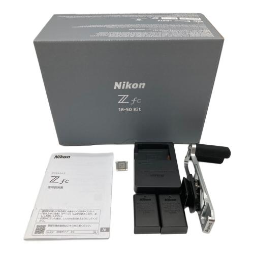 Nikon デジタル一眼レフ単焦点レンズキット