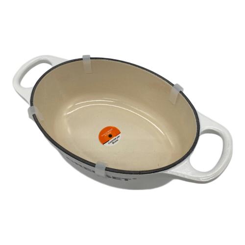 LE CREUSET (ルクルーゼ) 17ｃｍ オーバル ベージュ
