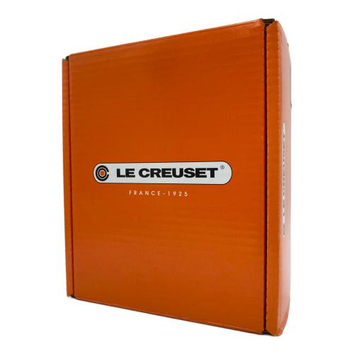 LE CREUSET (ルクルーゼ) 17ｃｍ オーバル ベージュ