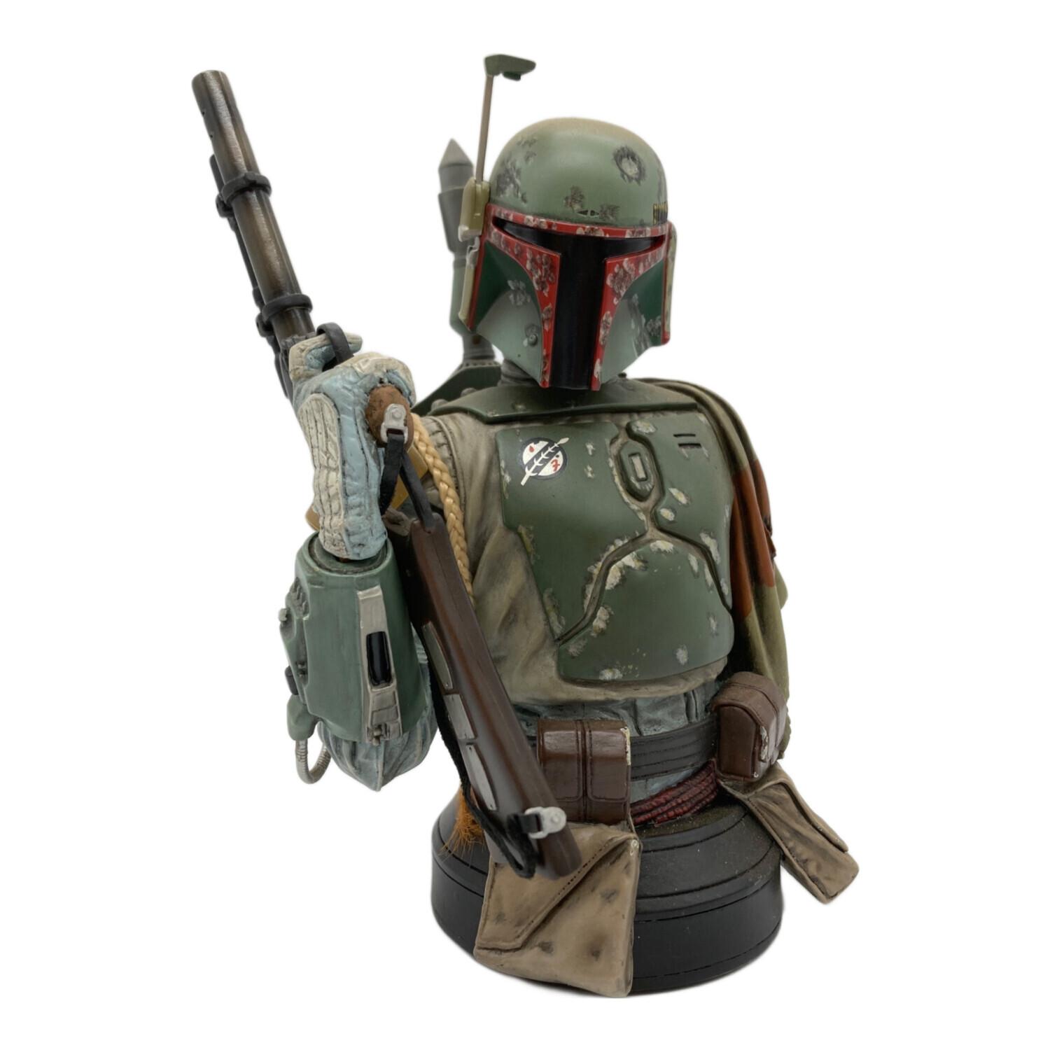 Star Wars Boba Fett フィギュア 2003年製 Amazon.com: Star Wars Silver Boba Fett Figure 2003