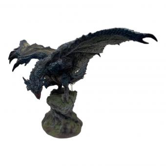 モンスターハンター 限定版 火竜リオレウス 亜種 フィギュア