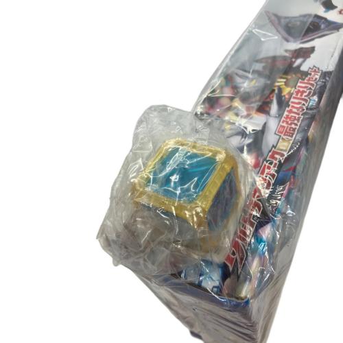 ウルトラマンアーク ウルトラマンアークDX最強なりきりセット ウルトラマン ①