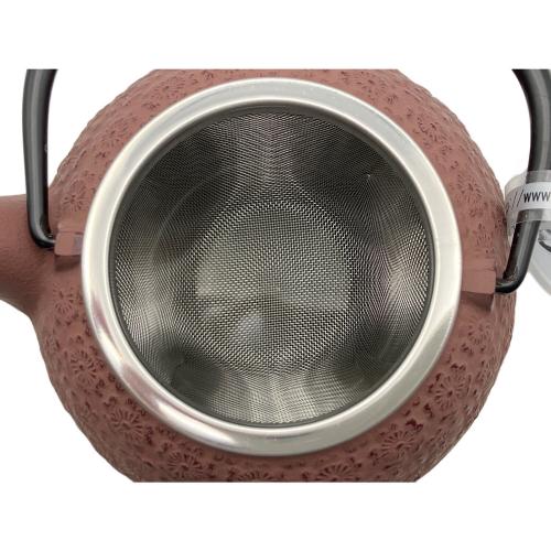 南部鉄器 (ナンブテッキ) 鉄瓶 3型桜