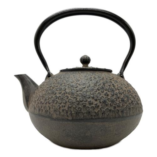 南部鉄器 南部鉄瓶 花柄