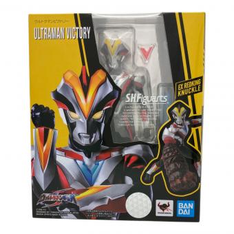 BANDAI (バンダイ) S.H.Figuarts ウルトラマンヴィクトリー ウルトラマン
