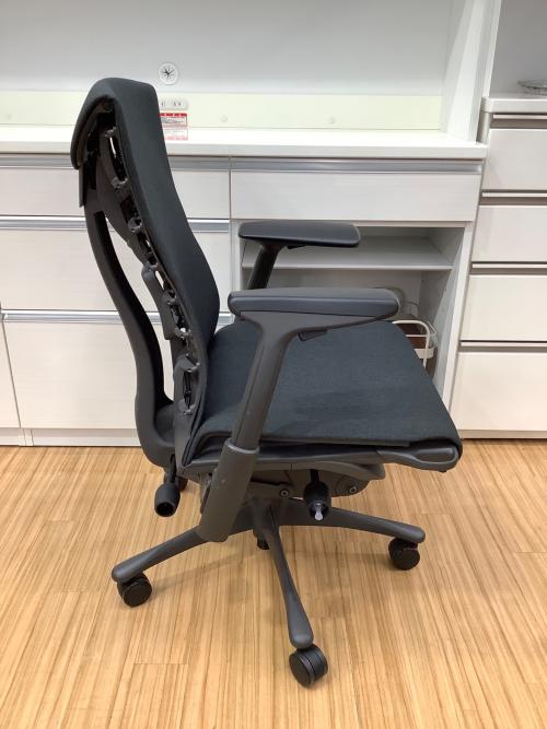 Herman Miller (ハーマンミラー) エンボディチェア CN122AWAAG1G1C71HA04 グラファイトベース ブラック グラファイトベース/スタンダードハイト